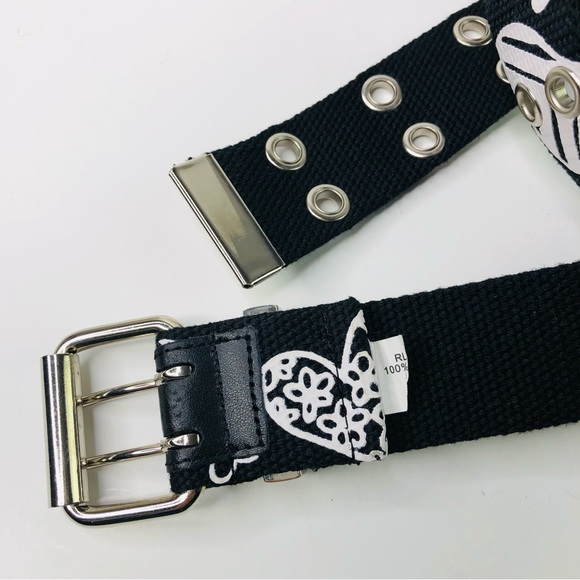 Double Prong Buckle Belt Black Size S Canvas Hearts Printed Eyelets Streetwear - Picture 3 of 5